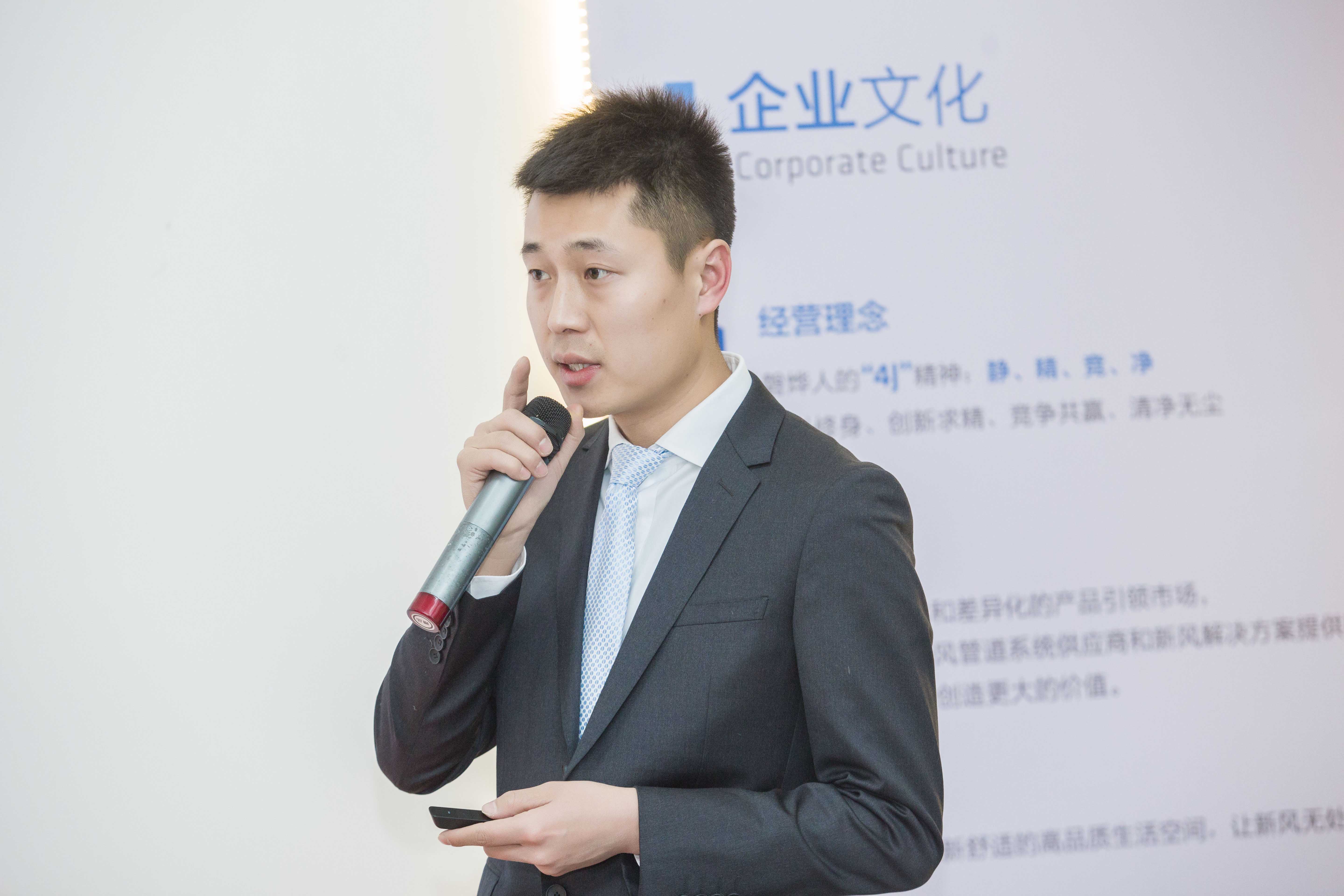 1614408325568444.jpg 4E1A1153_1.jpg